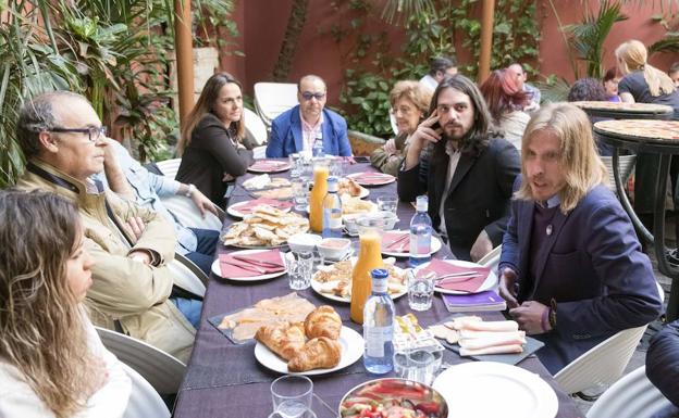 Podemos promete blindar la sanidad pública en el Estatuto de Autonomía